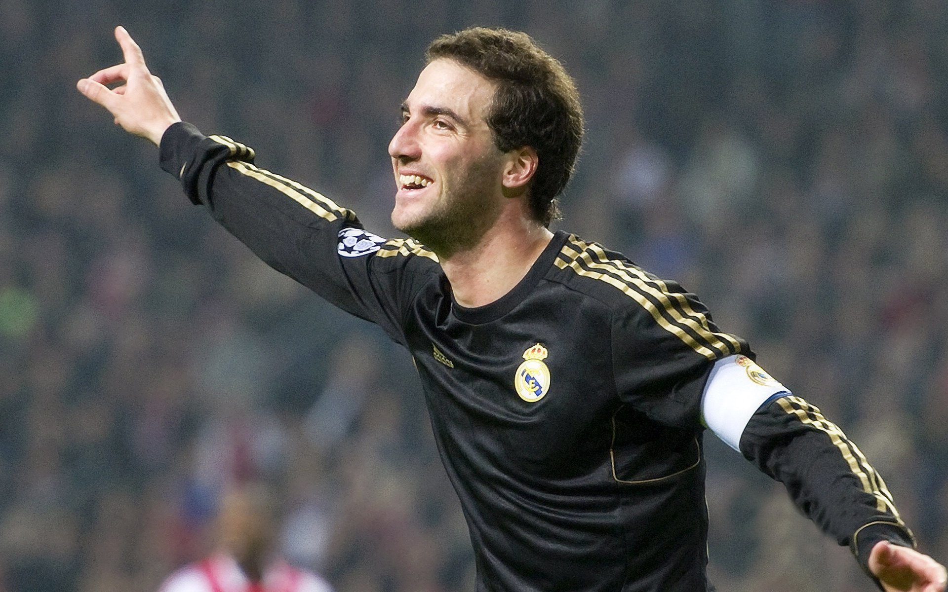 数据革命，奥纳纳的全面爆炸如何催化勒沃库森的惊天逆转